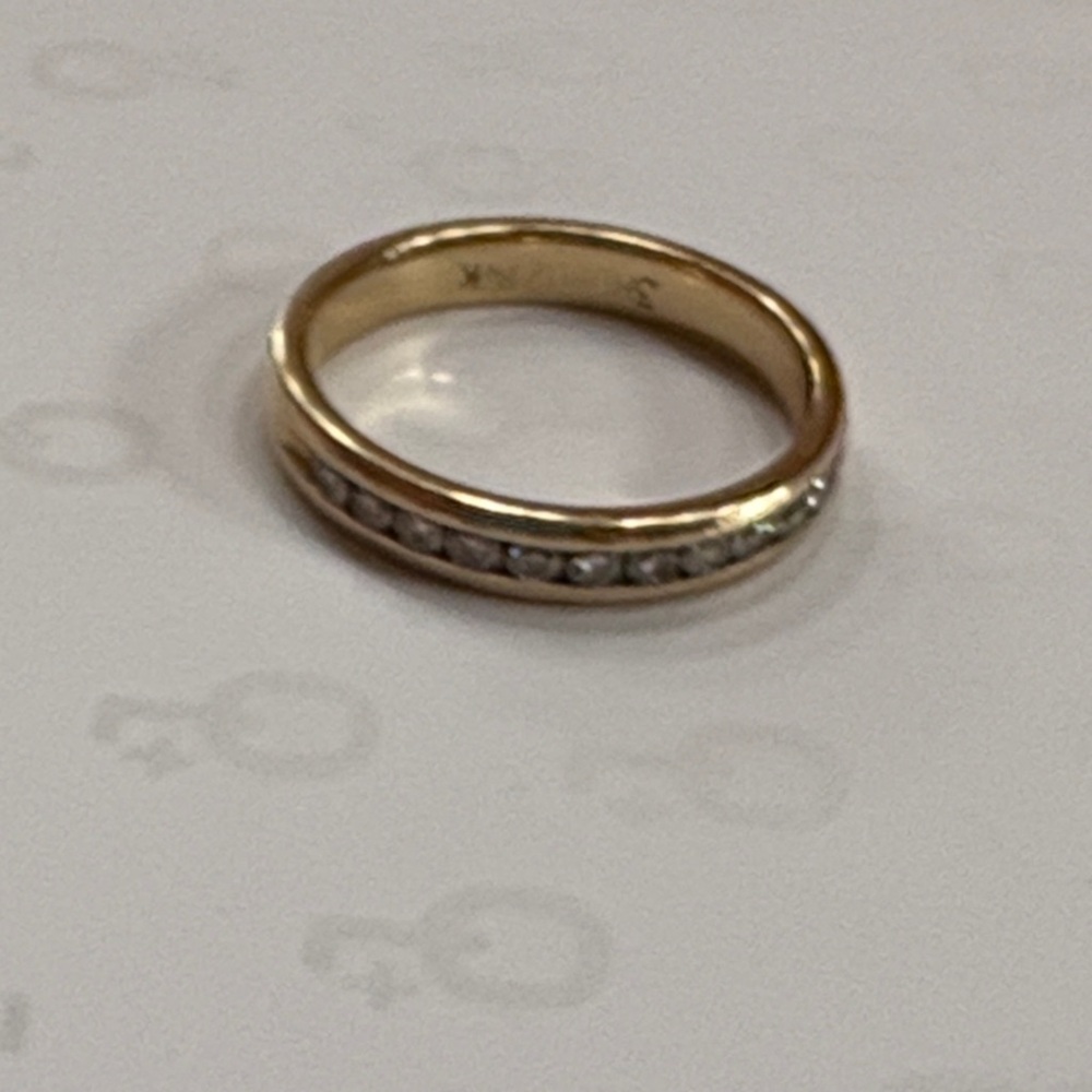 14k yellow gold band with diamonds